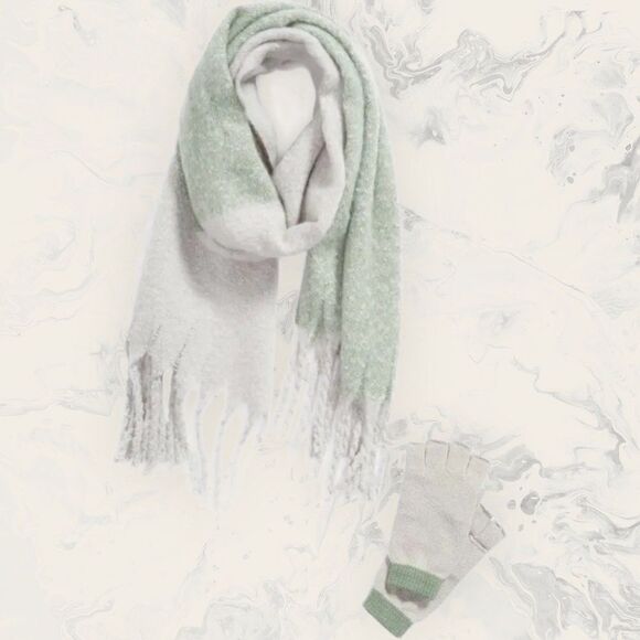 NWT Nordstrom BP. Women's Colorblock Scarf & Fingerless Gloves Set- One Size - G - Picture 1 of 3